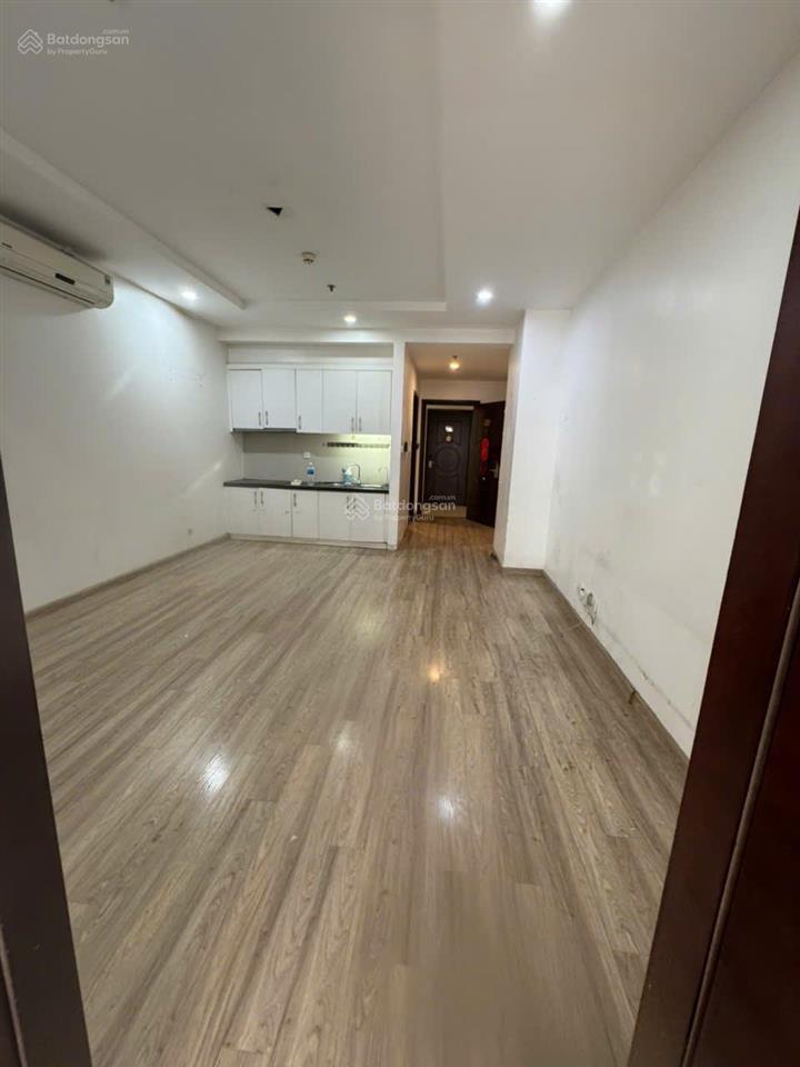 1pn giá rẻ nhất timescity, 53,4m2 giá 5tỷ9 thu về nhà đã thay sàn, không nội thất tầng trung