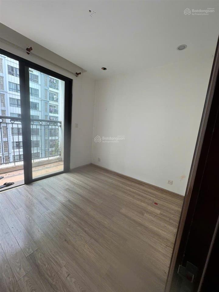 1pn giá rẻ nhất timescity, 53,4m2 giá 5tỷ9 thu về nhà đã thay sàn, không nội thất tầng trung