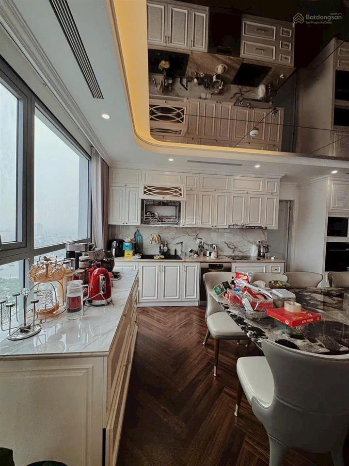 Đập thông 210m2 cực vip tại park hill full nội thất xịn 5 tỷ tầng trung view thoáng