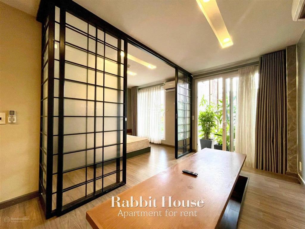 Căn hộ 2 phòng ngủ style japandi ngay trung tâm quận 3 gần chợ tân định, công viên lê văn tám