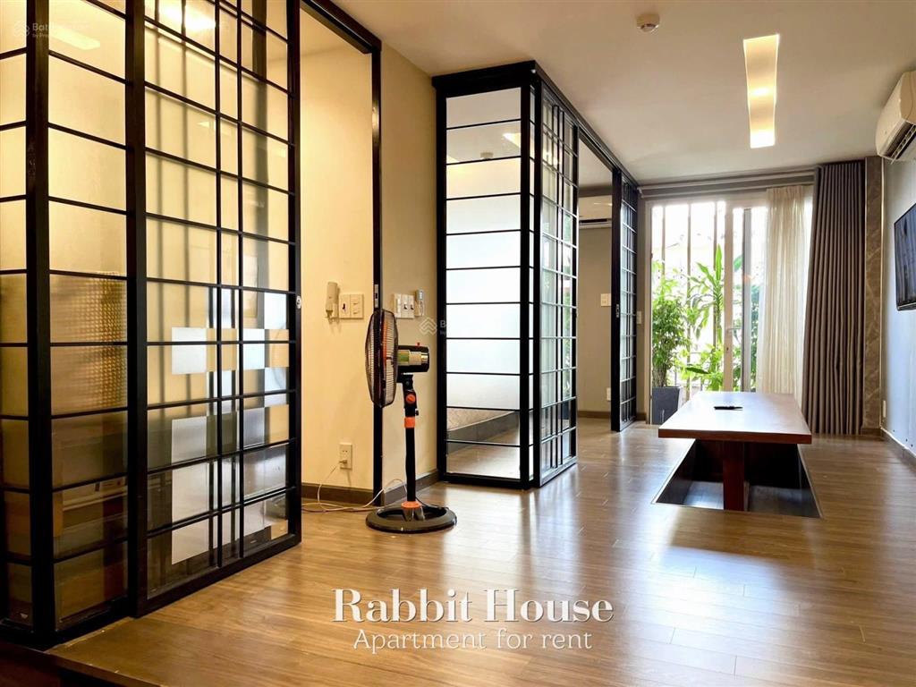 Căn hộ 2 phòng ngủ style japandi ngay trung tâm quận 3 gần chợ tân định, công viên lê văn tám