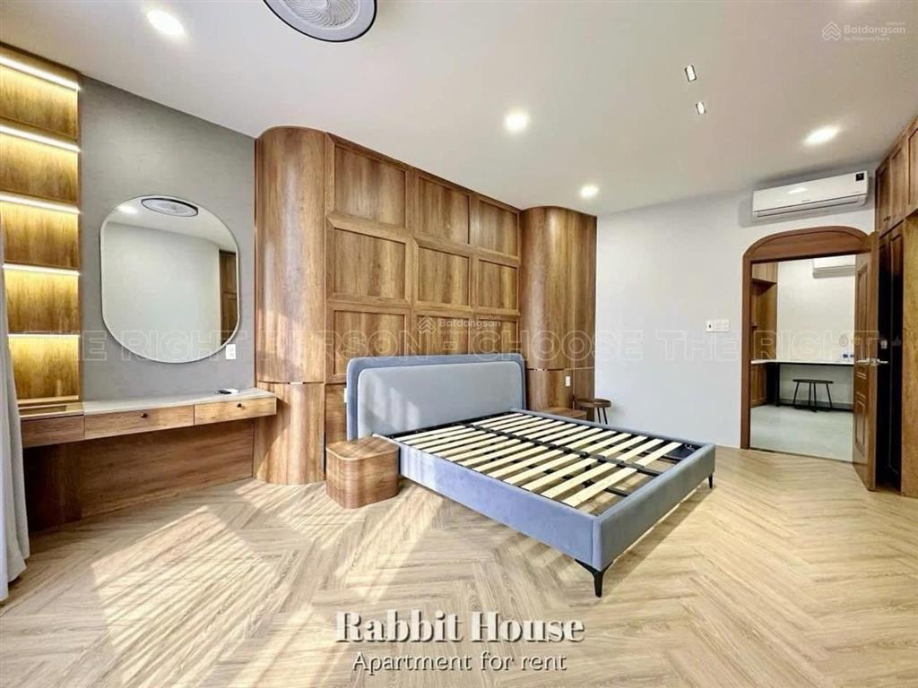 Chính chủ cho thuê căn hộ 2 phòng ngủ vibe cosy ngay phố ẩm thực phan xích long