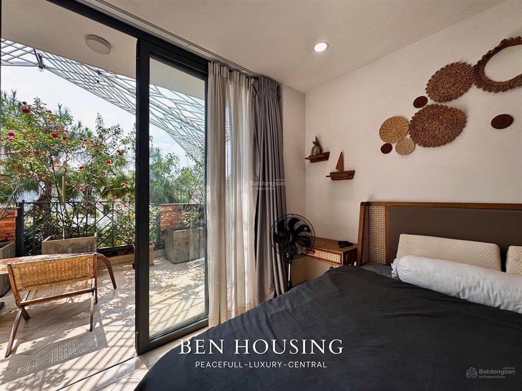 Khu vườn riêng trên cao | penthouse 1 phòng ngủ
