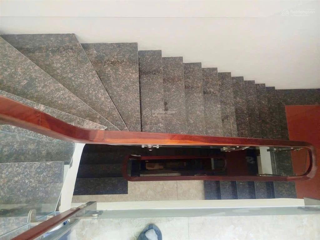 Bán nhà phân lô ngõ 91 hoàng quốc việt cầu giấy