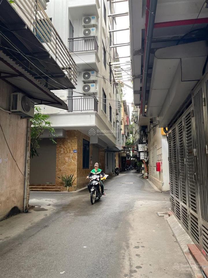 Bán nhà phân lô đại học ngoại ngữ cầu giấy. oto kinh doanh sầm uất ngày đêm