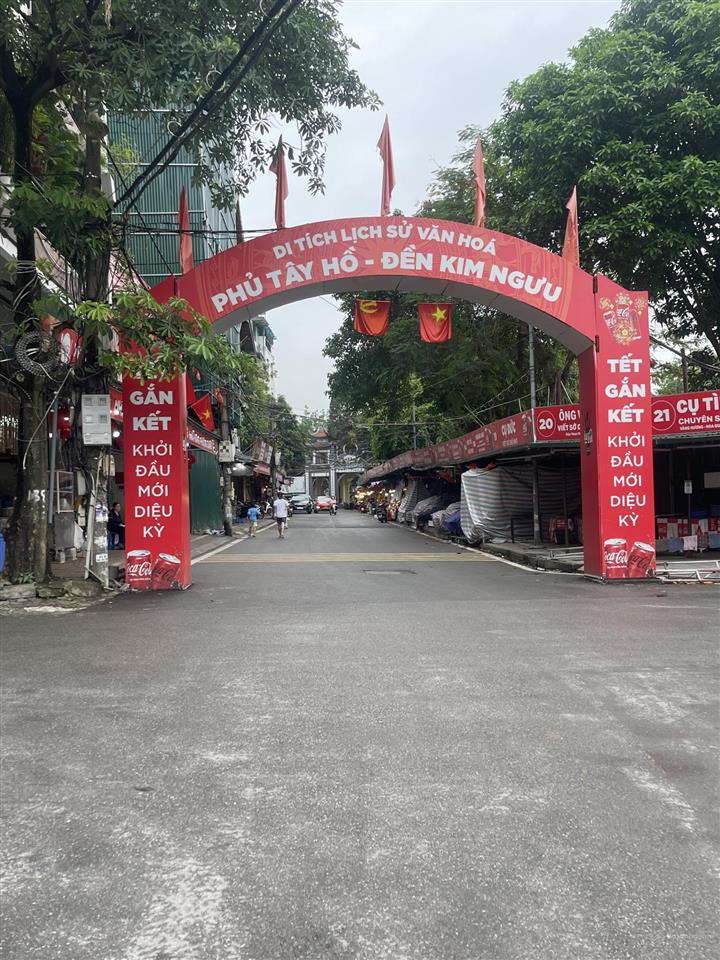 Bán nhà mặt phố đặng thái mai tây hồ.* diện tích 39m
* xây dựng 7 tầng thang máy
* mặt tiền 4.2.