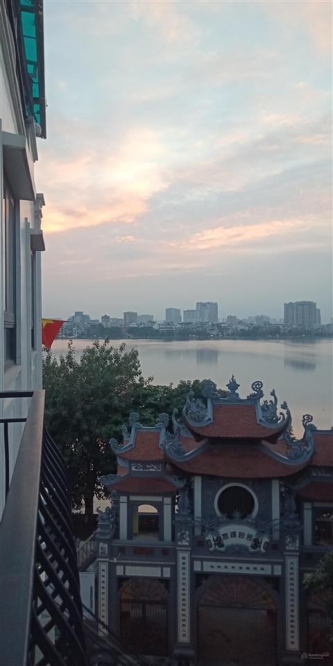 Bán nhà mặt phố đặng thái mai tây hồ.* diện tích 39m
* xây dựng 7 tầng thang máy
* mặt tiền 4.2.