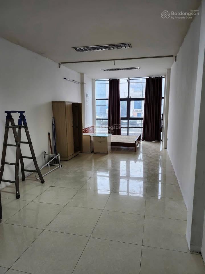 Bán nhà mặt phố nguyễn xiển thanh xuân.kinh doanh sầm uất.40m x 6t. mt.3,5m. giá21,5 tỷ