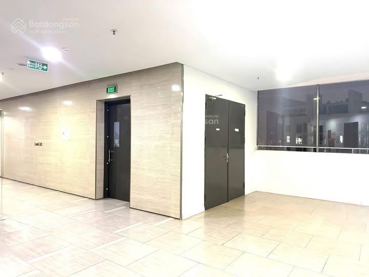 Bán căn hộ góc cao cấp tòa dolphin plaza 28 trần bình.171m.giá 14 tỷ