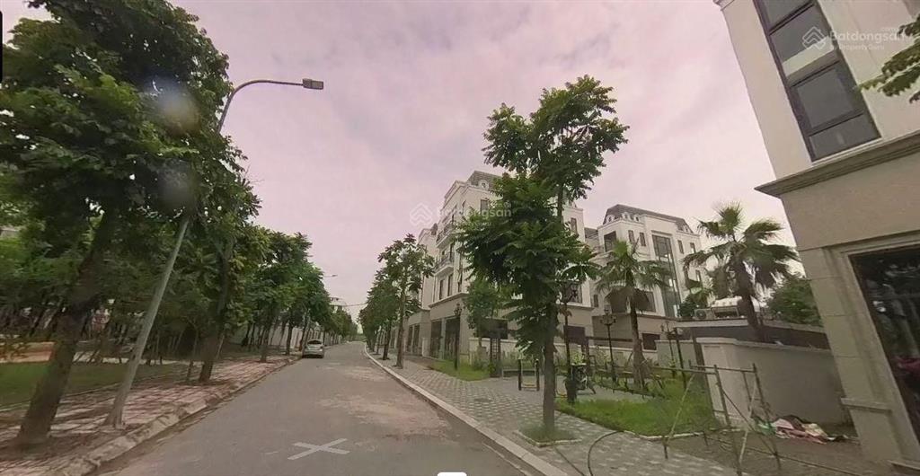 Cần bán biệt thự thuộc dự án the diamond point phúc đồng, view công viên thoáng.