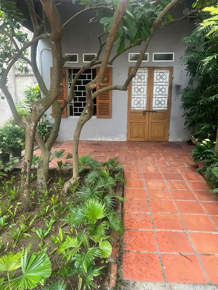 Cần bán 58.5 m2 đất tại ngõ 51/18 giang biên, phường việt hưng