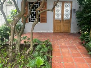 Cần bán 58.5 m2 đất tại ngõ 51/18 giang biên, phường việt hưng
