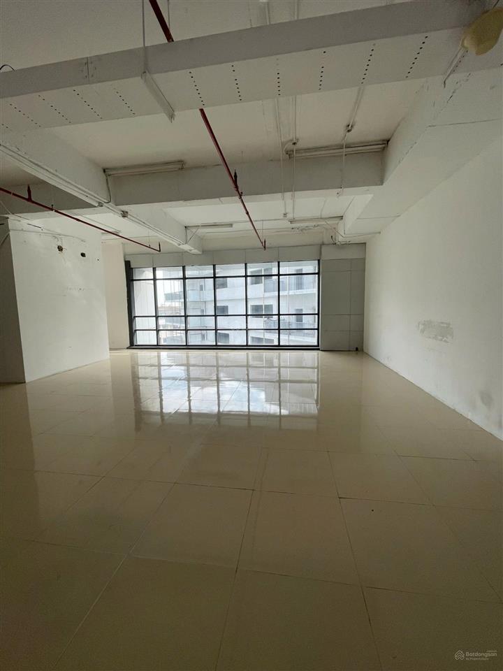 Chính chủ cho thuê văn phòng dt 76m²  tòa nhà handico phạm hùng  0985 307 ***