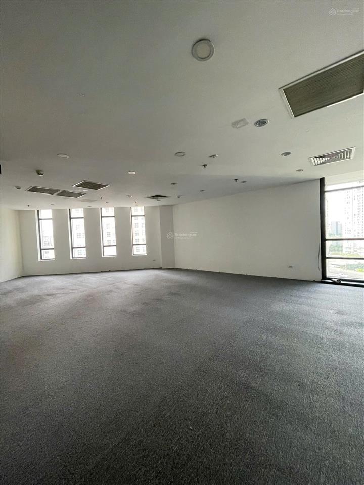 Chính chủ cho thuê văn phòng dt 76m²  tòa nhà handico phạm hùng  0985 307 ***
