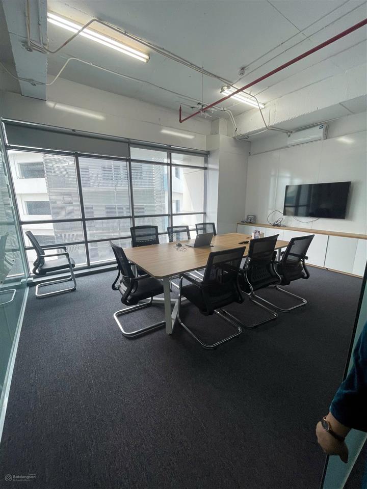 Chính chủ cho thuê văn phòng dt 170m2  handico phạm hùng  0985 307 ***