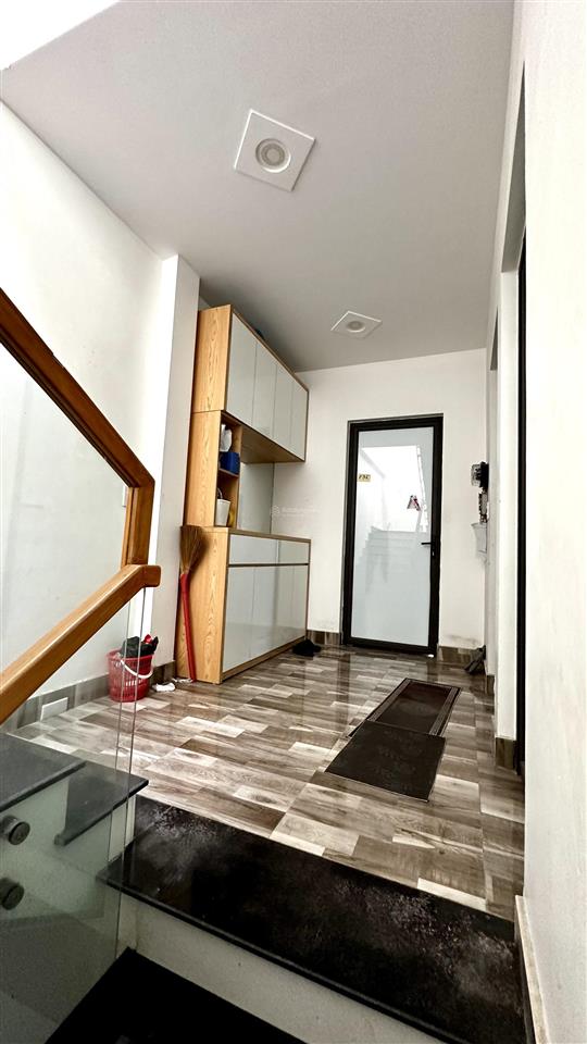 Nhà độc lập lô góc lạch tray gần đh hàng hải 83 m2 4 tầng hơn 5 tỷ