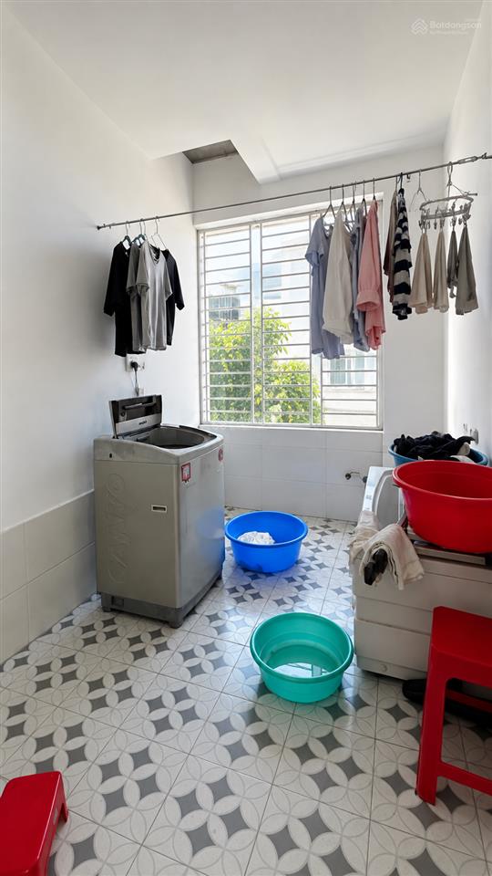Nhà độc lập lô góc lạch tray gần đh hàng hải 83 m2 4 tầng hơn 5 tỷ