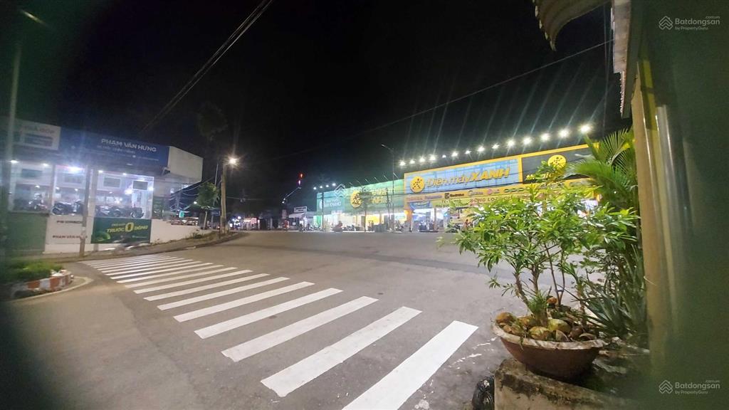 Bán nhà trung tâm thị trấn lạc tánh, 95m2