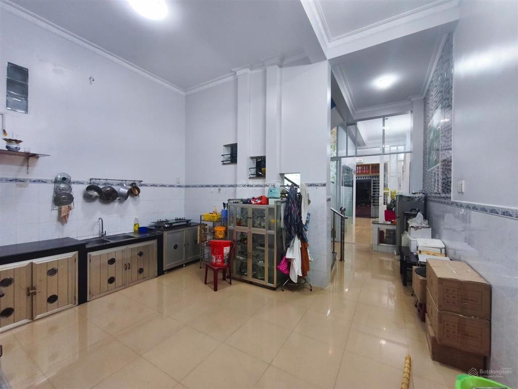 Bán nhà trung tâm thị trấn lạc tánh, 95m2