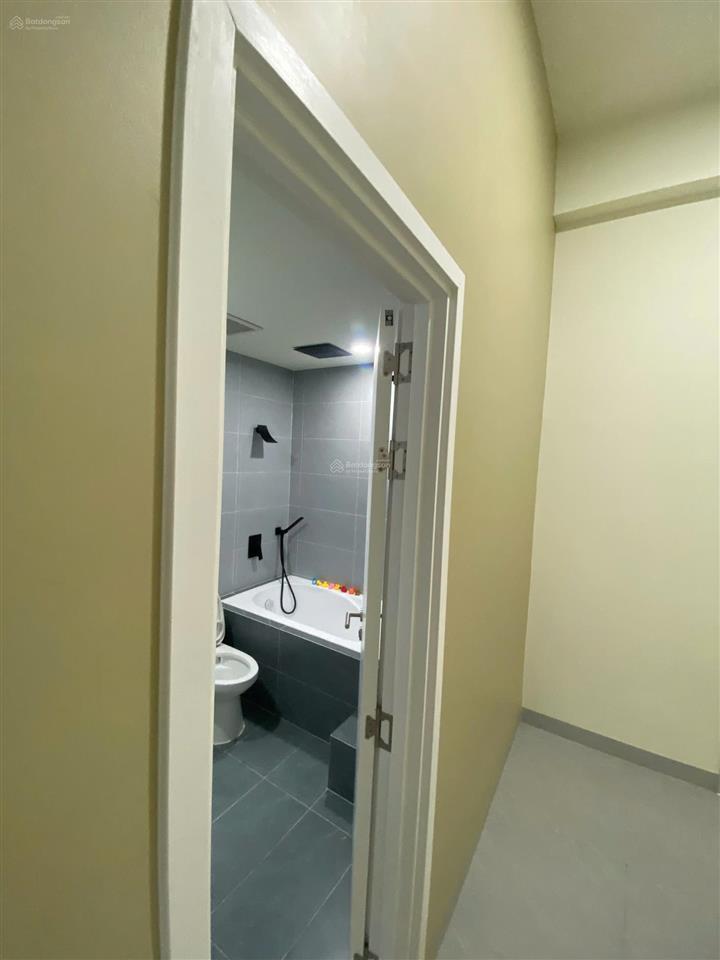 Chính chủ cần bán căn nhà ở lô ngoài cát tường j home