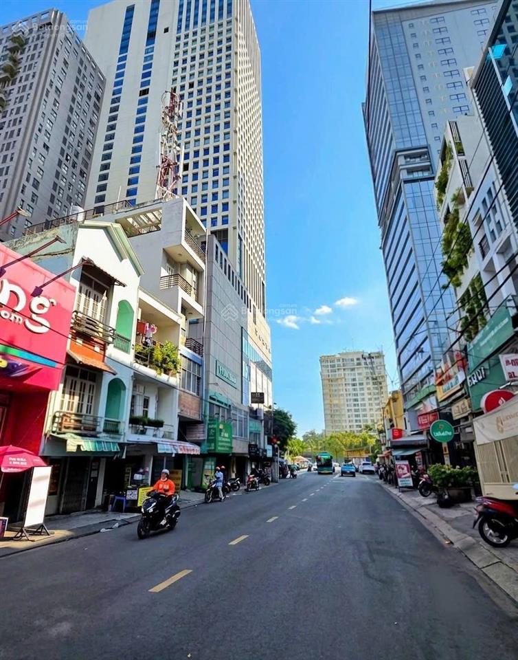 Bán nhà hxt nguyễn văn thương, 4 tầng btct, ngang 4m x 9m, khu dân trí cao.
