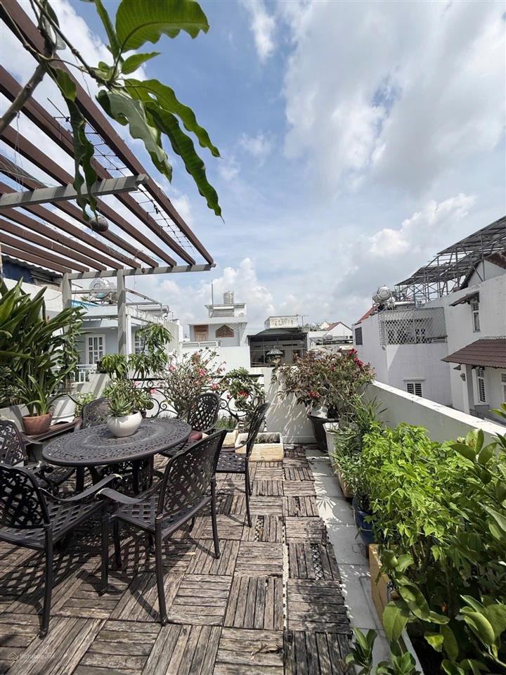 Bán nhà nguyễn văn đậu, 4 tầng, ngang 5.25x12m, căn góc thoáng, nhà đẹp ở ngay.