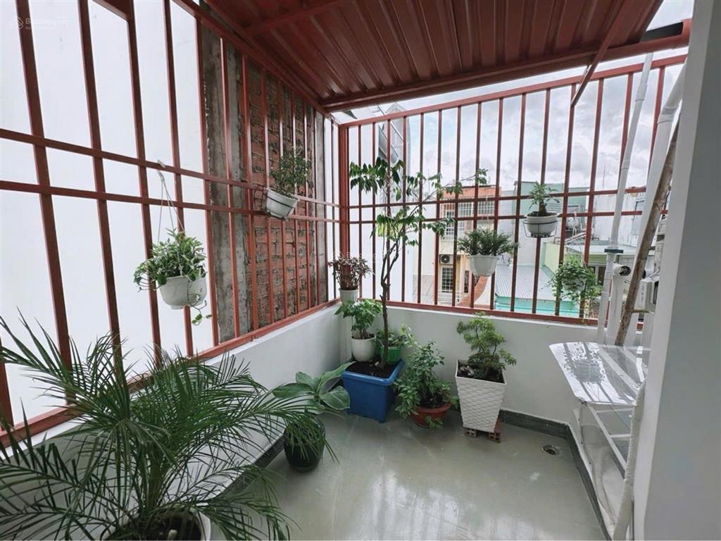 Bán nhà bùi hữu nghĩa, 4 tầng btct, nhà mới 3 phòng ngủ, 3 wc, ô tô tận nhà, tặng full nội thất.