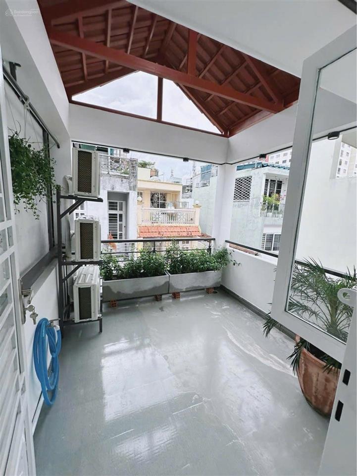 Bán nhà bùi hữu nghĩa, 4 tầng btct, nhà mới 3 phòng ngủ, 3 wc, ô tô tận nhà, tặng full nội thất.