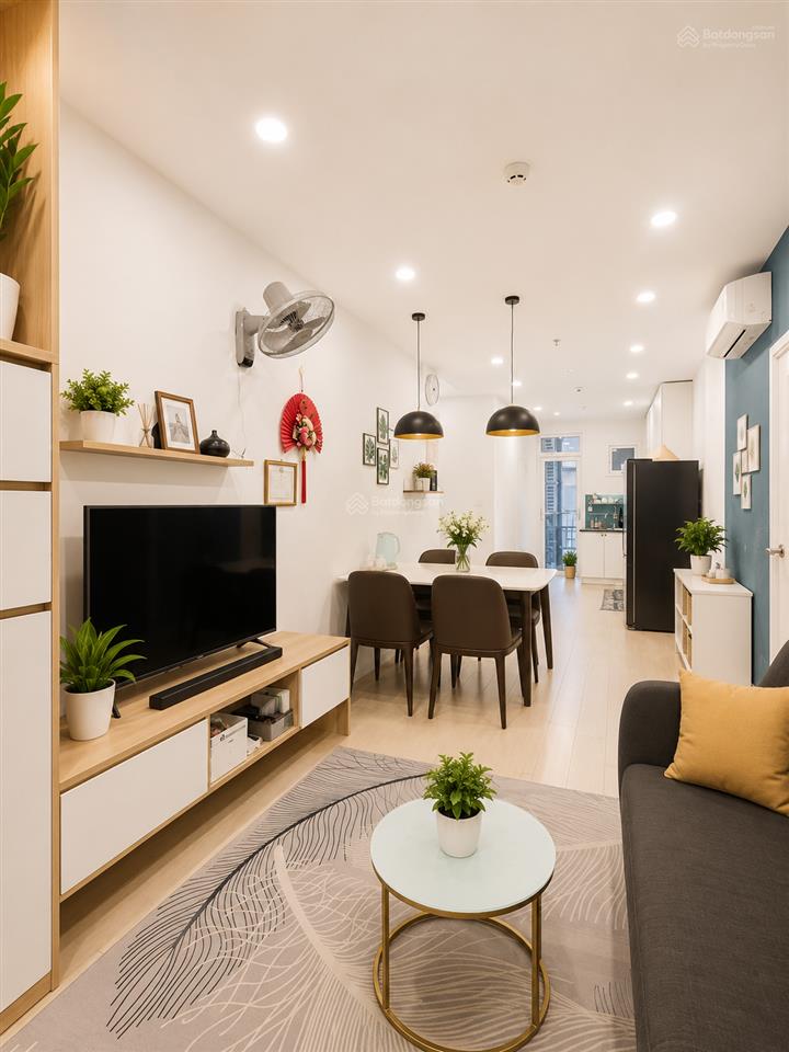 Bán căn hộ riverside đối diện sunwah, 75m2, 2pn 2wc, view tp nhìn q1, để lại nội thất.