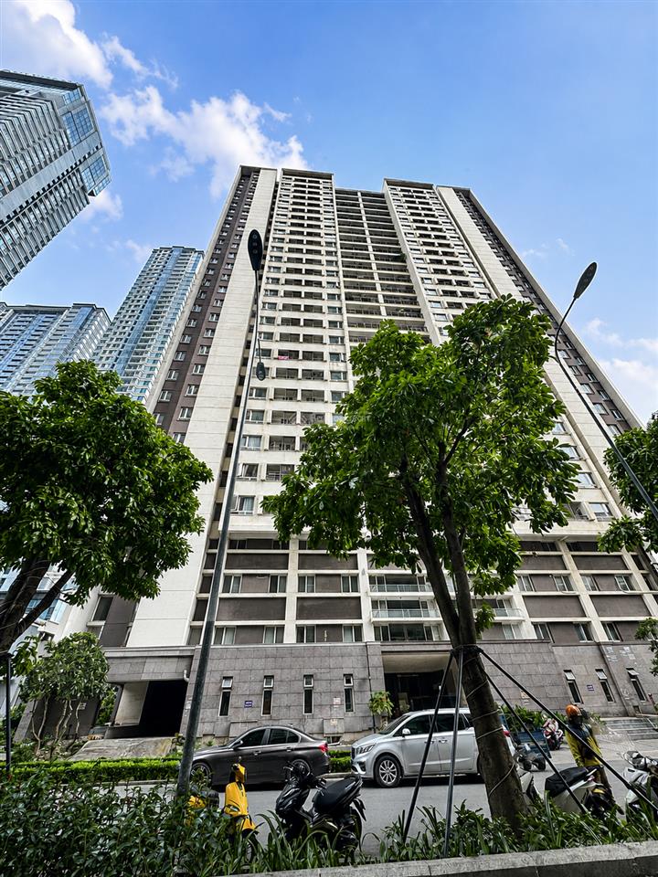 Bán căn hộ riverside đối diện sunwah, 75m2, 2pn 2wc, view tp nhìn q1, để lại nội thất.