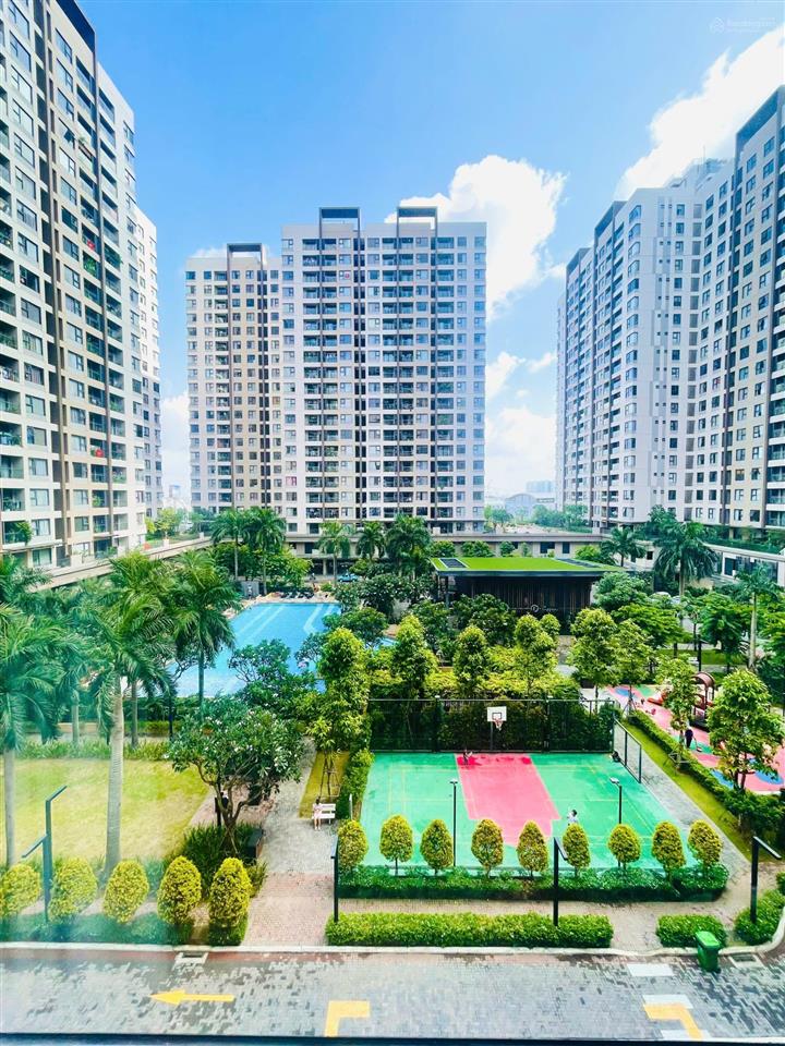 Chủ kẹt tiền bán gấp 80m2 giá 4,390 tỷ view đẹp mát mẻ, tầng đẹp vào ở ngay. ht vay 70%, sổ sẵn