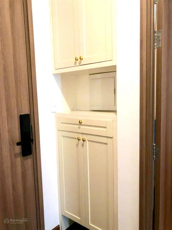 Chủ kẹt tiền bán gấp 80m2 giá 4,390 tỷ view đẹp mát mẻ, tầng đẹp vào ở ngay. ht vay 70%, sổ sẵn
