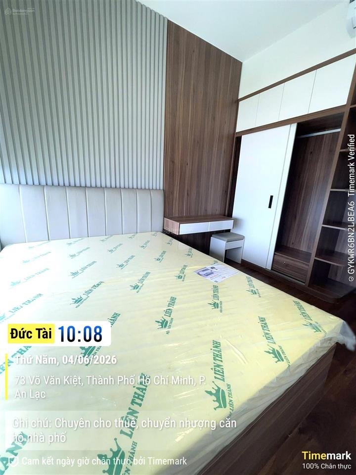 Chính chủ bán gấp căn 80m2 2pn/2wc 2 ban công giá 4.580 tỷ, nhà view thoáng đẹp.  0979 885 ***