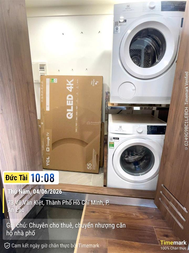 Chính chủ bán gấp căn 80m2 2pn/2wc 2 ban công giá 4.580 tỷ, nhà view thoáng đẹp.  0979 885 ***