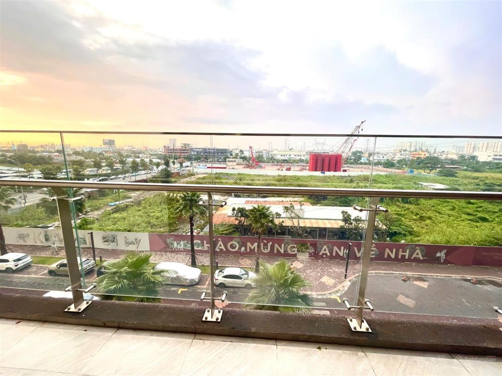 Bán gấp căn neo sân vườn 3pn/2wc tại akari city nam long chỉ 6,69 tỷ, 111m2, sổ sẵn hỗ trợ vay.