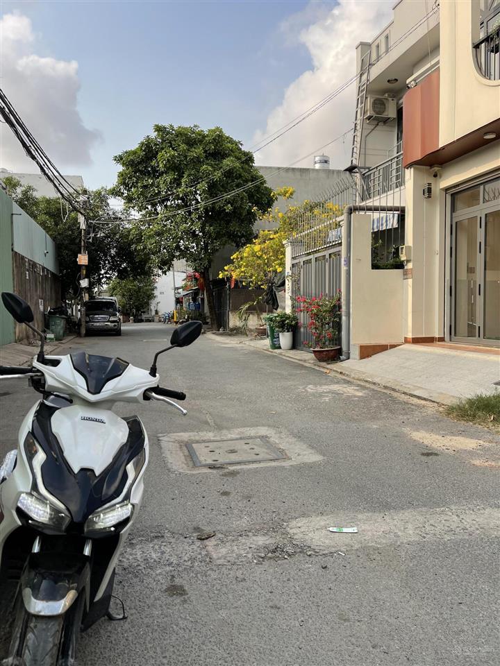 Đất thạnh xuân 52, q12, dt 1670m2 đất thổ cư quy hoạch dân cư đường xe tải giá 38 tỷ