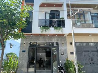 Hoa hồng 1% gủi a chị e nhận đủ ban nhà mới thạnh xuân đường 12 mét xây 2 lầu tặng full nội thất