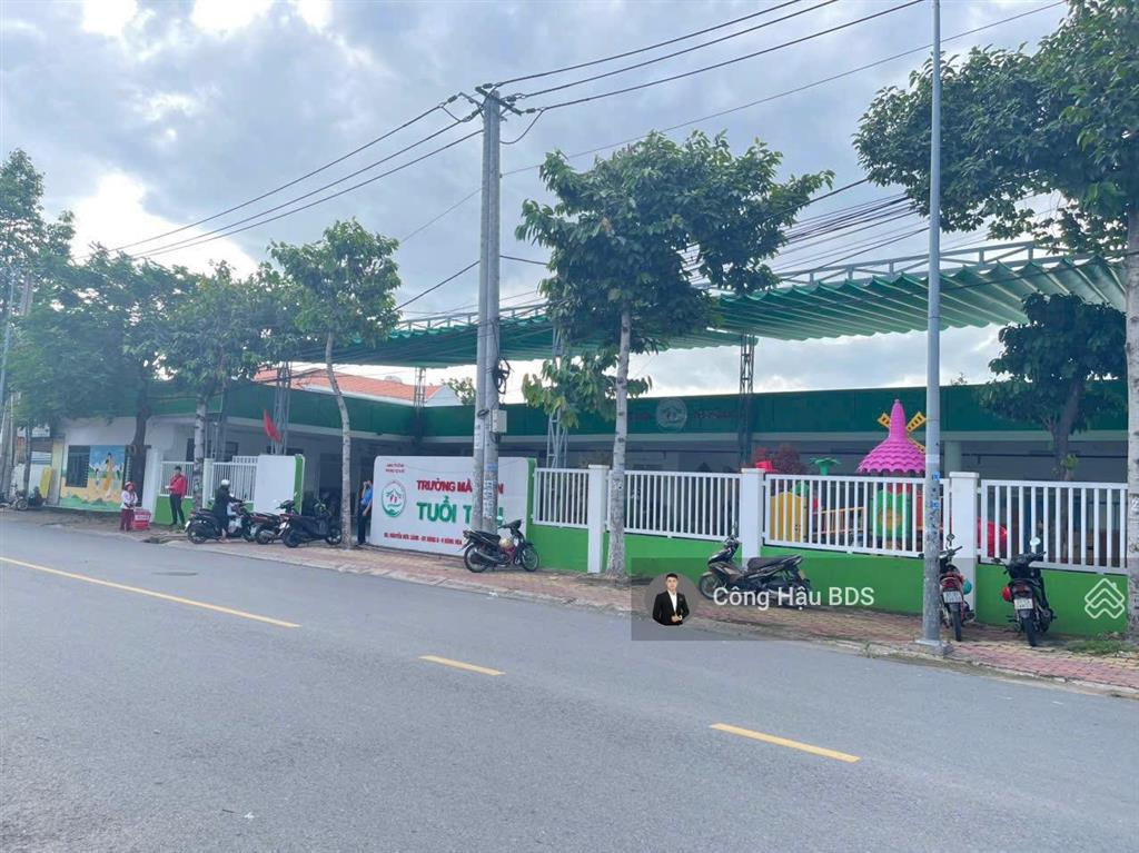 Mặt tiền nguyễn hữu cảnh, p. đông hoà. dt 166m2 (6x 27.6m). odt 157m2. đường 10m. giá 12.3 tỷ