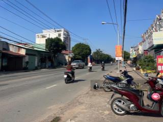 Nhà 3 tầng cổng kdc phú hồng thịnh kinh doanh vip. dt 90m2 (5x18m). đường 16m. giá 8.5 tỷ tl