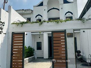 Nhà 2 tầng mt nguyễn đức thiệu. p. dĩ an. gần vincom dĩ an. dt 117m2 (6x 19.5m). giá 7.8 tỷ tl