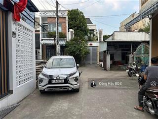 Nhà 2 tầng thiết kế hiện đại. dt 101m2 (5x 20m) otd 100%. đường 5m. gần tttm bigc go! giá 4.7 tỷ