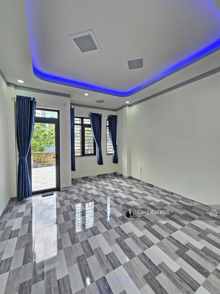 Nhà 3 tầng kdc lê phong p. tân đông hiệp. tp.hcm. dt 84.5m2 (4x 21m). dtsd~ 220m2. giá 5.1 tỷ tl