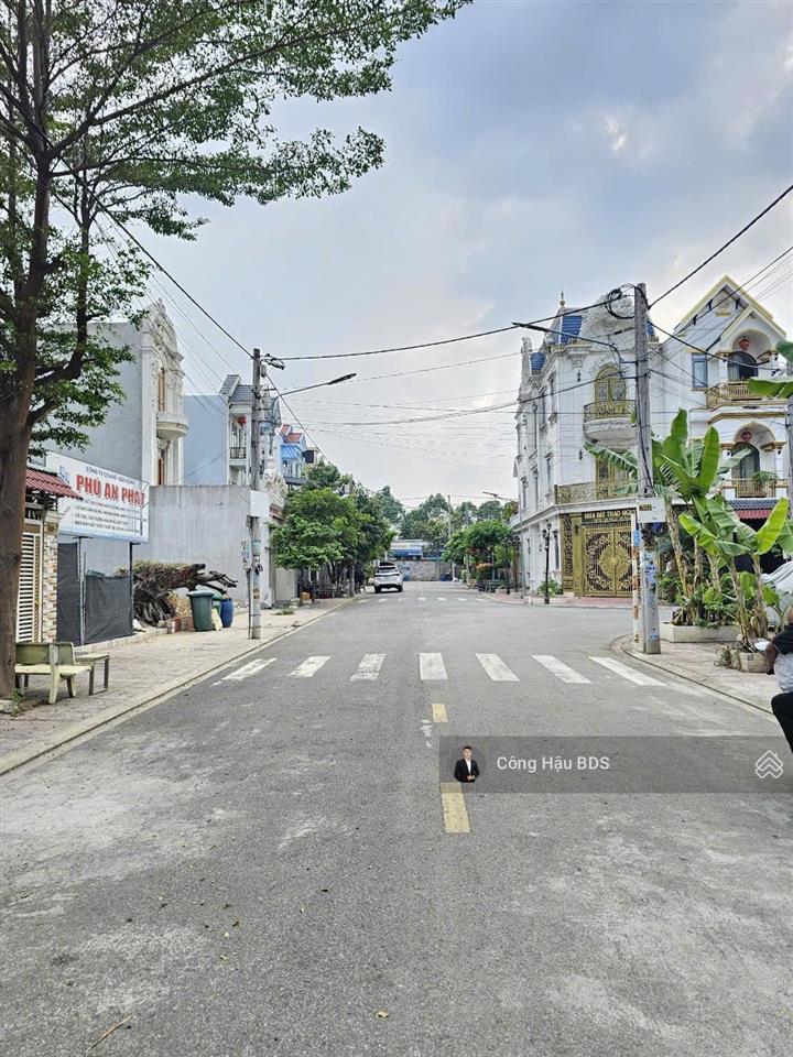 Nhà 3 tầng kdc lê phong p. tân đông hiệp. tp.hcm. dt 84.5m2 (4x 21m). dtsd~ 220m2. giá 5.1 tỷ tl