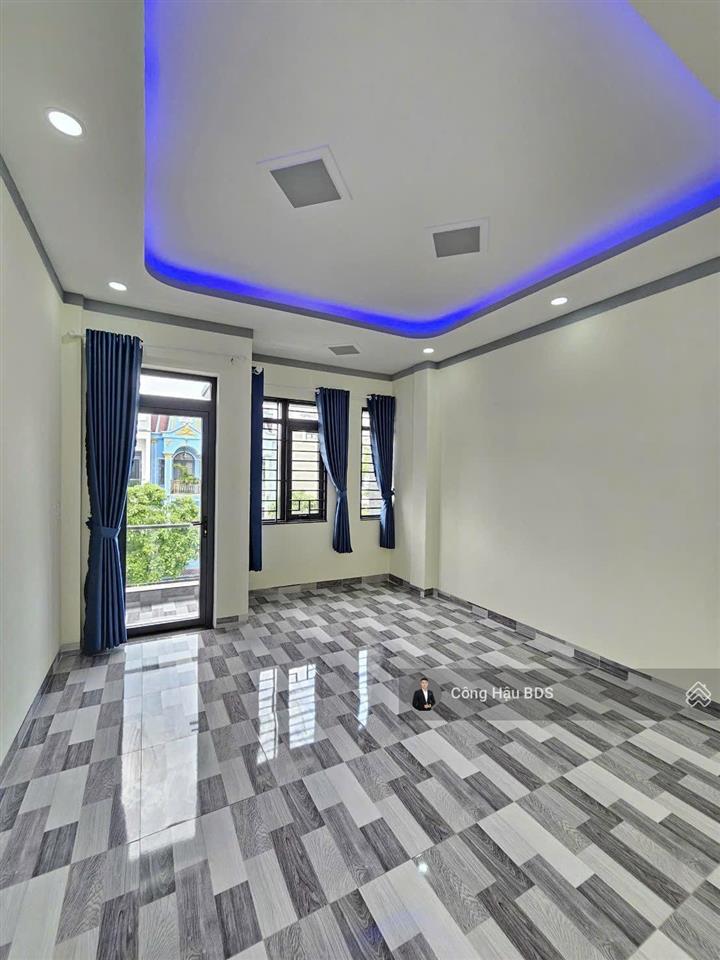 Nhà 3 tầng kdc lê phong p. tân đông hiệp. tp.hcm. dt 84.5m2 (4x 21m). dtsd~ 220m2. giá 5.1 tỷ tl