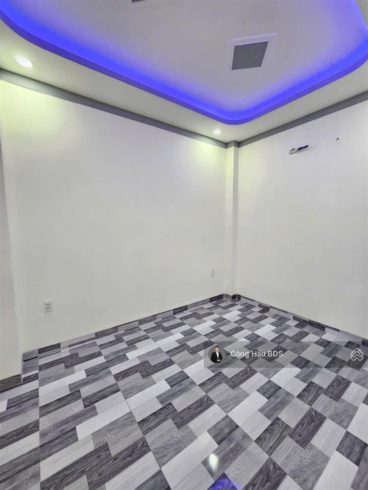 Nhà 3 tầng kdc lê phong p. tân đông hiệp. tp.hcm. dt 84.5m2 (4x 21m). dtsd~ 220m2. giá 5.1 tỷ tl