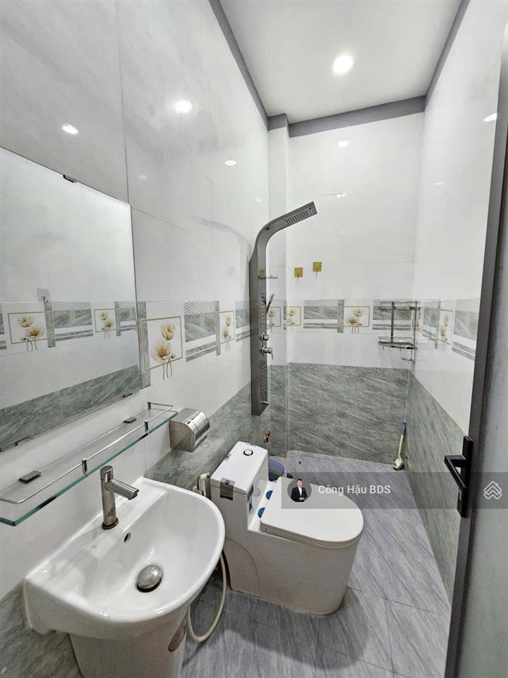 Nhà 3 tầng kdc lê phong p. tân đông hiệp. tp.hcm. dt 84.5m2 (4x 21m). dtsd~ 220m2. giá 5.1 tỷ tl