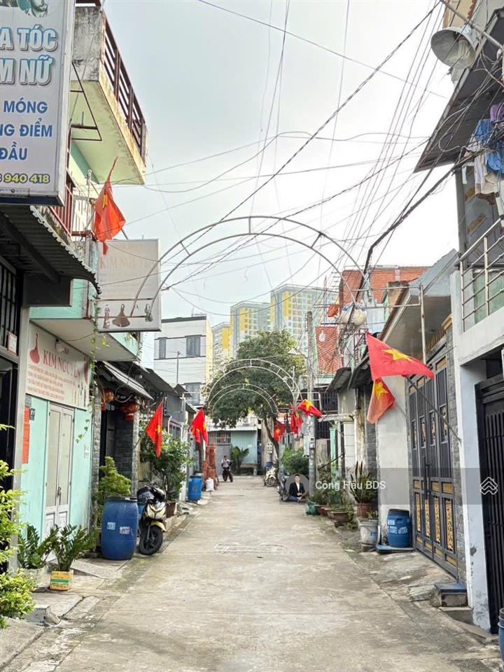 Lô đất đẹp sát dự án bcons city. dt 88.6m2. ngang 7.6m. odt 77m2. đường 5m. giá 4.5 tỷ tl