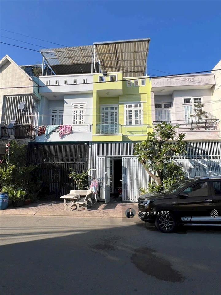 Nhà 3 tầng kdc lê phong đường trần văn ơn, p. đông hoà. cách tttm bigc go! 3p. giá 5.7 tỷ tl