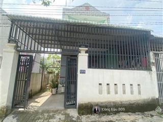 Nhà 2 tầng gần làng dhqg tp.hcm. dt 148.3m2. odt 92.1m2. đường ô tô. gồm 3pn 2wc. giá 3.9 tỷ tl