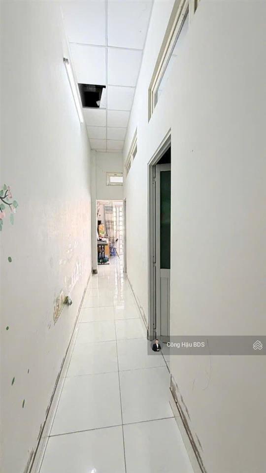 Nhà riêng 2 phòng ngủ. gần làng dhqg tp.hcm. dt 87.2m2. odt 60m2. đường ô tô. giá 3.75 tỷ